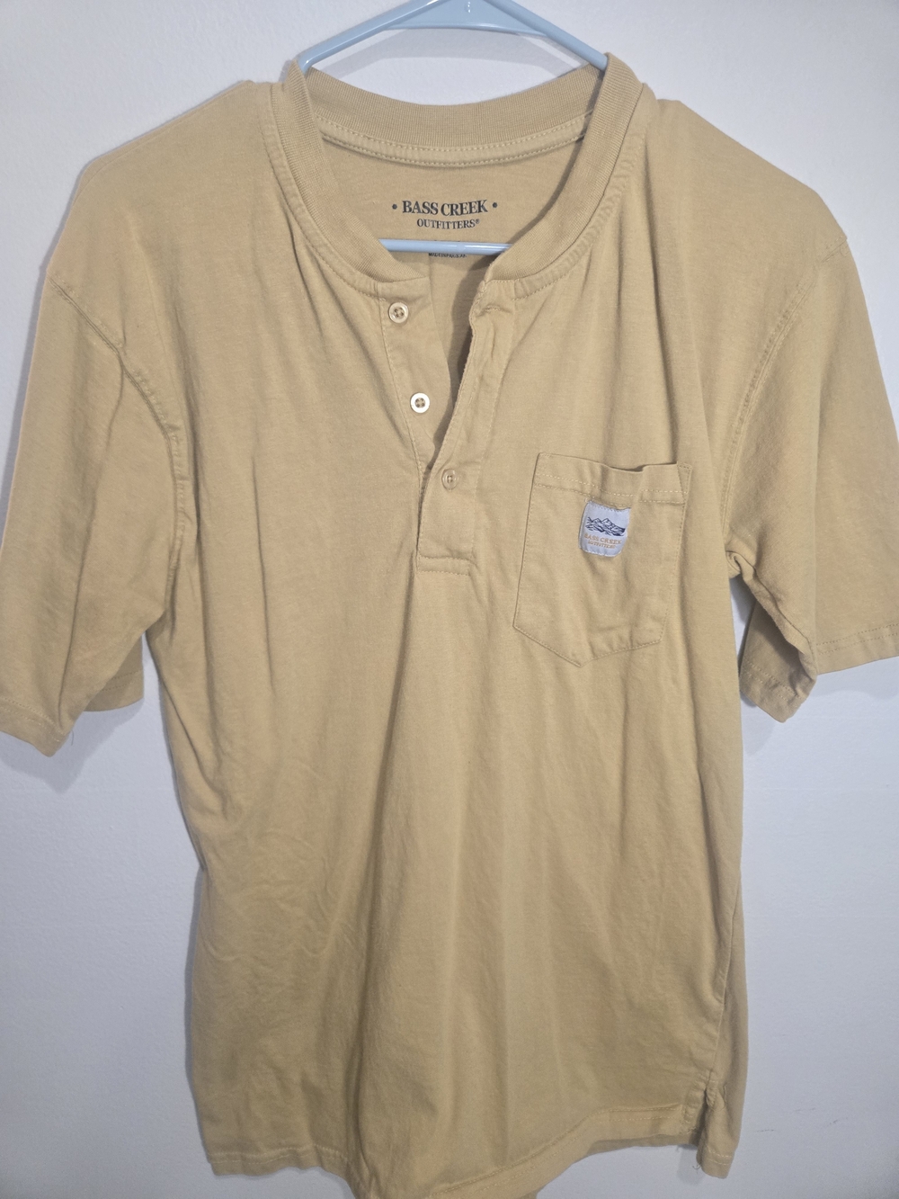 Bass Creek Outfitters Beige Cotton Henley Short Sleeve Pocket T-Shirt Men’s L